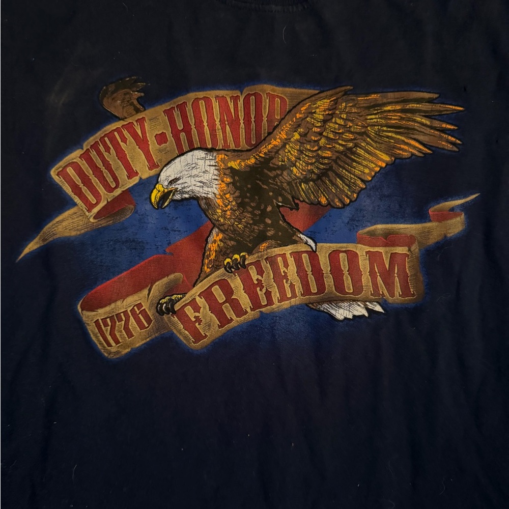 Men's Navy Blue Graphic T-Shirt